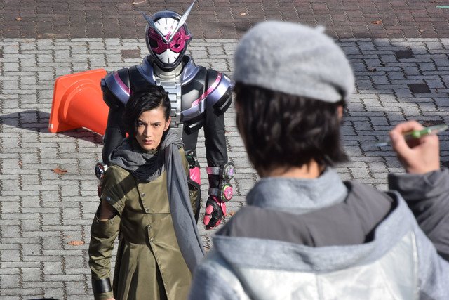 仮面ライダーシノビのベルトがジクウドライバーと似てるのは