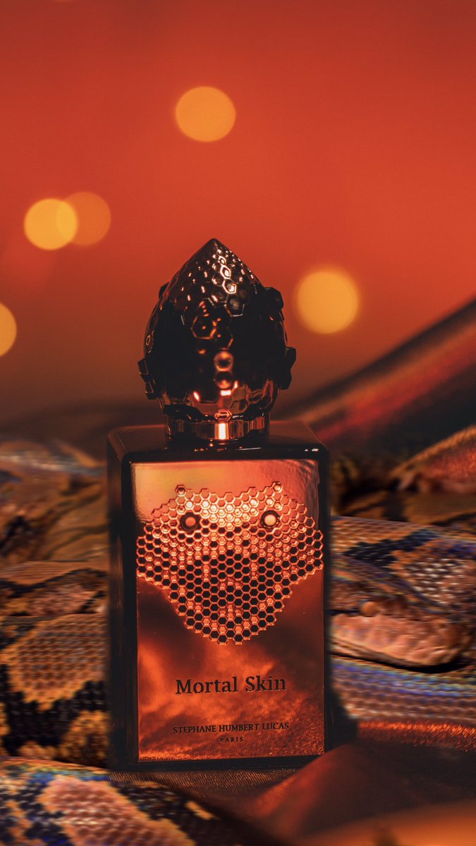 GAphanouPhotos's tweet photo. Mortal Skin by Stéphane Humbert Lucas Paris •Captured by Gicquel• @GAphanouPhotos
Available at @OsswaldNYC #ScentOfTheNight #NightScent #SmellGoodLookGood #MortalSkin #StéphaneHumbertLucas #EauDeParfum #OsswaldNYC https://t.co/Mgr6J8iFjF