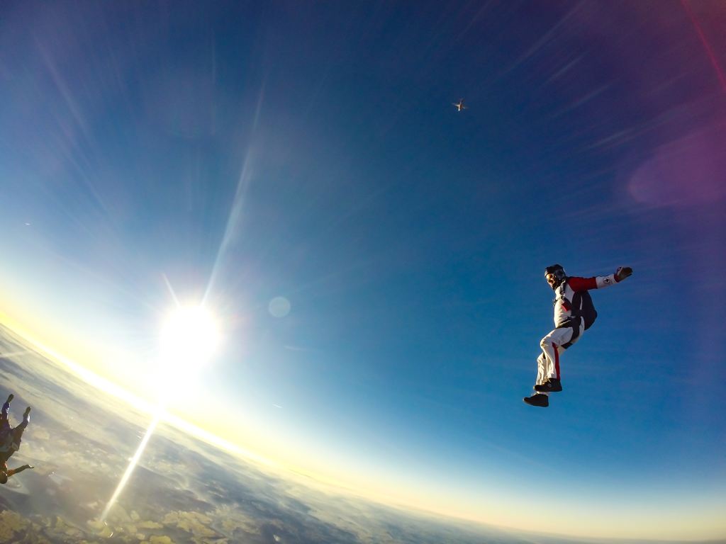 MusedPanda's tweet photo. Top 7 Skydiving Places in India https://t.co/HOewuMbHNC https://t.co/I1XYGT6KHs