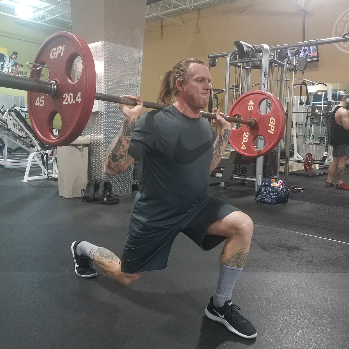 matjamchild's tweet photo. Better b gettin them #NewYearsResolution in order.. make #fitness key.. ,,#motivation ? Dig deep! It's not easy, #life sucks alot but build the body and #Mindset, trust me, 
#gym 
#newyou 
#transformation 
#exercise 
#Training 
#cannabis 
#hemp 
#cbd 
#recovery 
#sober https://t.co/vbuGRtDKrl