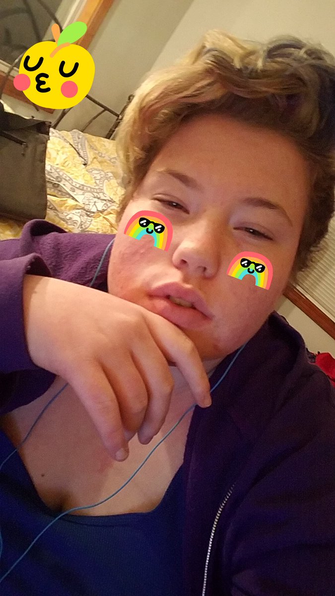 talkingfernn's tweet photo. nonbinary (they/them) and finally feeling like I'm living my best happiest life,, not being able to transition yet doesnt make me any less trans or valid as someone who can or has ! #translooklikethis https://t.co/DdL10ERkG1