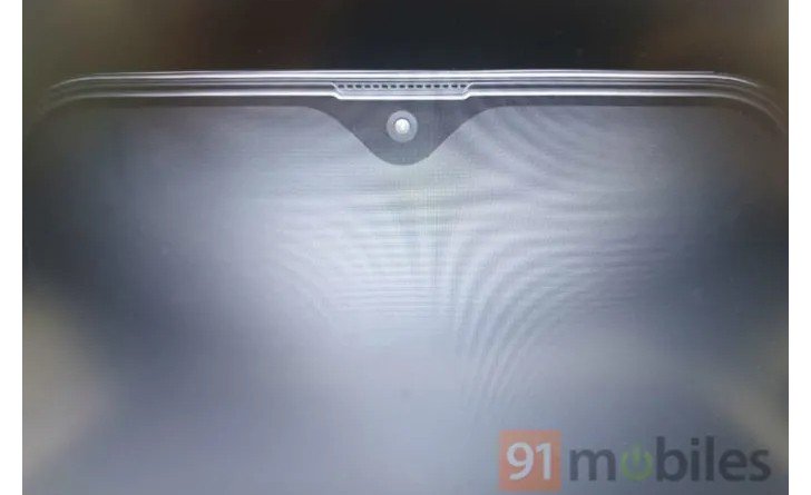 GadgetsFlix's tweet photo. #SamsungGalaxyM20 live images leaked with 6.13inch Infinity-V notch display to come with 5000mah battery,Exynos 7904 SoC,3GB RAM and 32/64GB Storage.
#SAMSUNG #GalaxyM20 #infinityV #CES2019 #MWC19 https://t.co/coj7U8aPnz