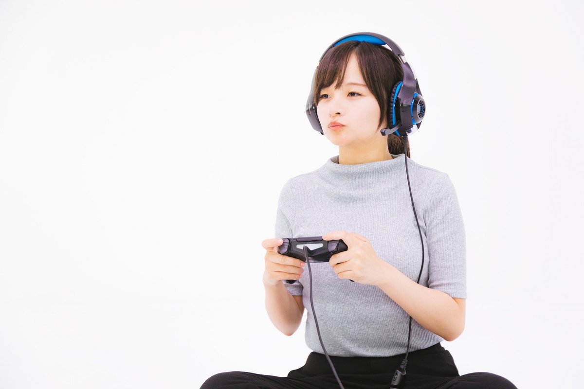 段田隼人 ゲーム実況者 フリー素材モデル 19年初フリー素材公開されましたー 今回はゲーム実況風フリー素材 になってますー ドン勝目指しそうなバトロワ系素材もあるので ブログ Youtubeのサムネなどで是非是非ご利用くださいー ぱくたそ ゲーム