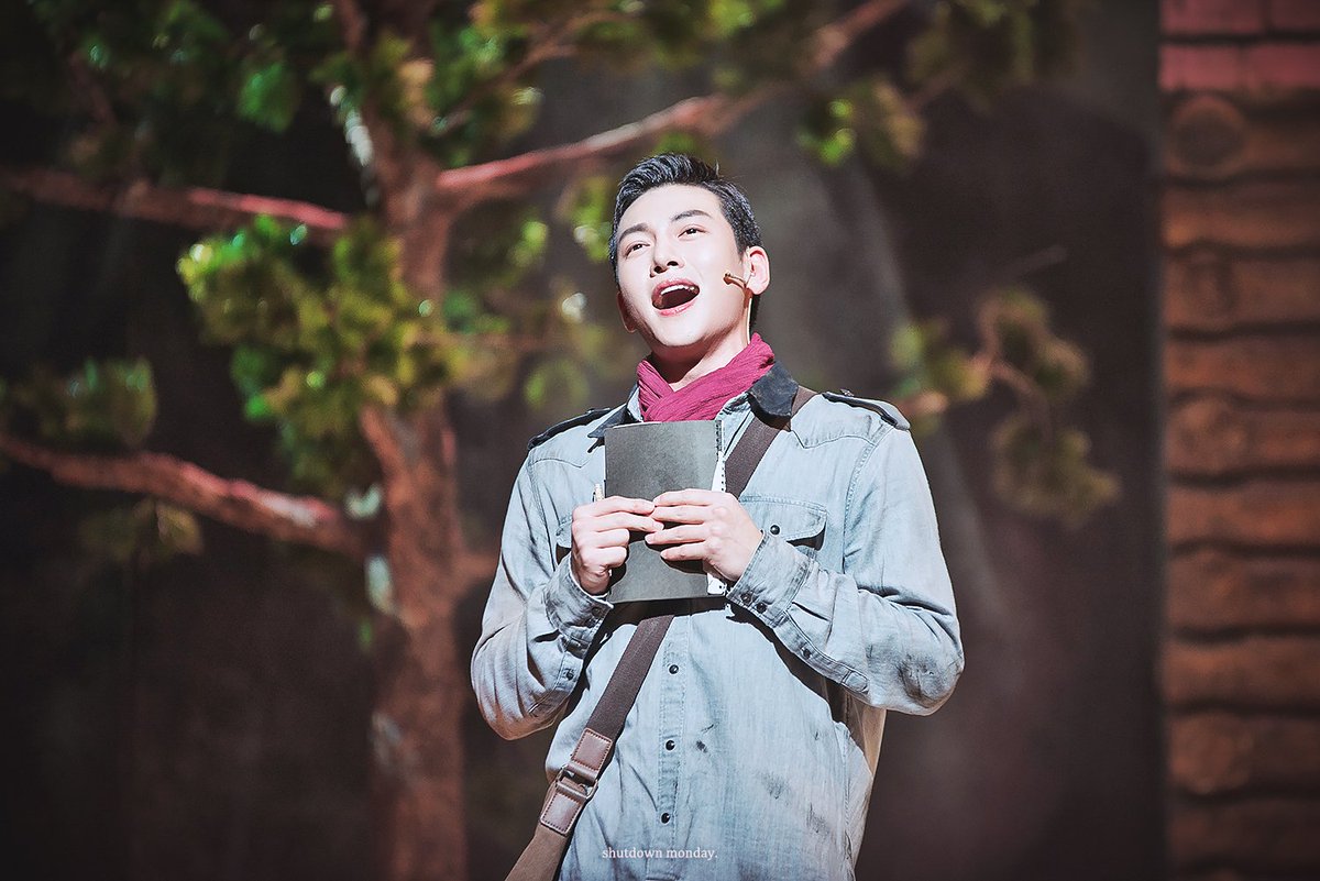 Ji_cw_0916's tweet photo. 동규와 동규와 동규와 https://t.co/gT61fvUCCn