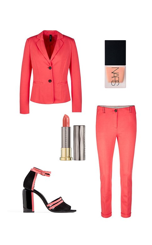 Wir feiern die Farbe des Jahres: LIVING CORAL 😊
Die Pantone-Farbe für das Jahr 2019 bringt jede Menge Spass und eine Portion Mut ins Spiel. Entdecke die neue Sachlichkeiten in einem erfrischenden Farbspektrum rund um "Living Coral".
#Jelmoli