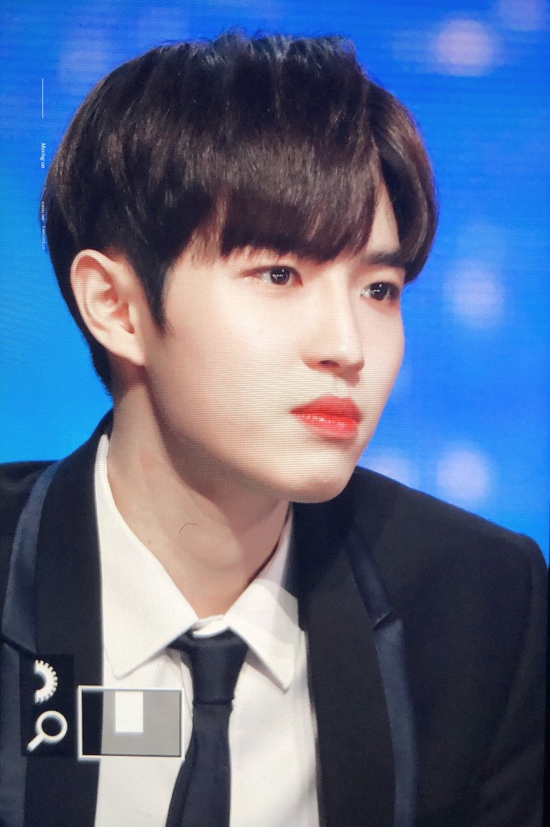 홈마가 귀엽다고 올린 김재환 프리뷰 | 인스티즈