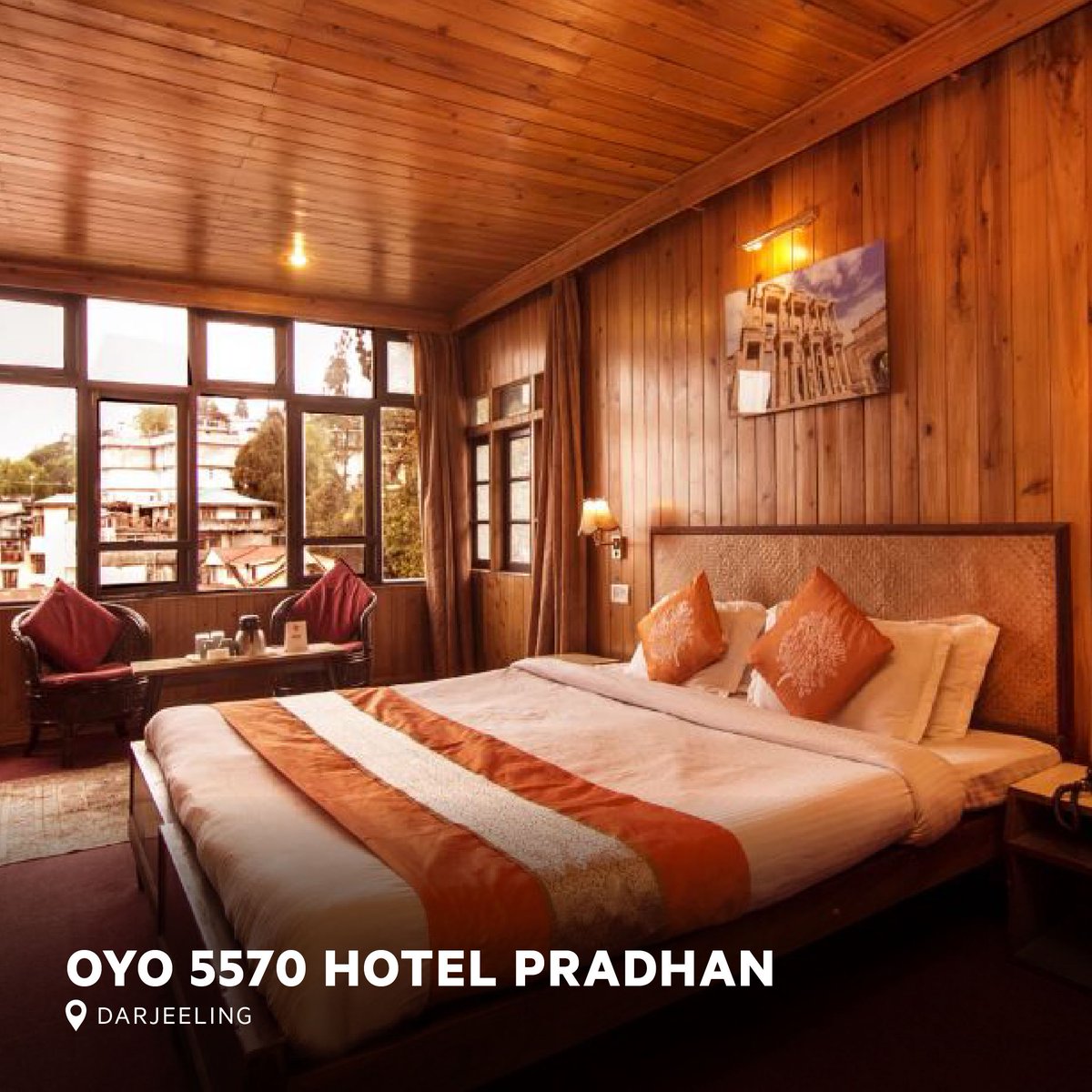 oyorooms's tweet photo. The whistles of the Himalayan toy train fill the winds of the hills in Darjeeling. #LetTheTravelBegin as you book your #OYO at 50% off and get up to ₹250 Paytm cashback: https://t.co/NovYzVf9K3 https://t.co/4Q2faazRkF