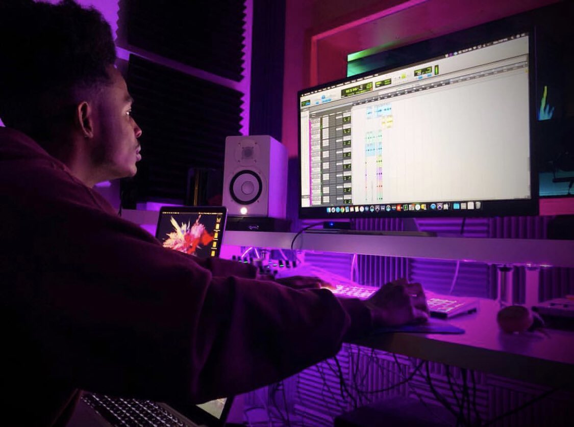 looptheory_inc's tweet image. Book your next studio session with @Justdisrupt | producer and audio engineer. #looptheory