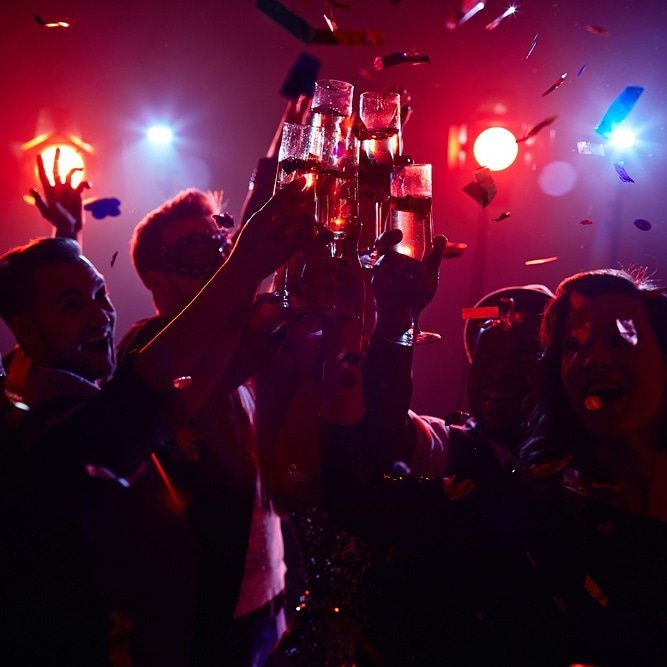 partyjagger's tweet photo. Working from Nine to Wine! 🍷

Discover and book kickass Parties happening Around the city with #PartyJagger 
Download the App Now!

#partyjagger #pj #upgradeyournightlife #lifeisaparty #android #ios #application #mumbai #party #nightlife #mumbainightlife #instagood #partyanimal https://t.co/4AGaPBcwef