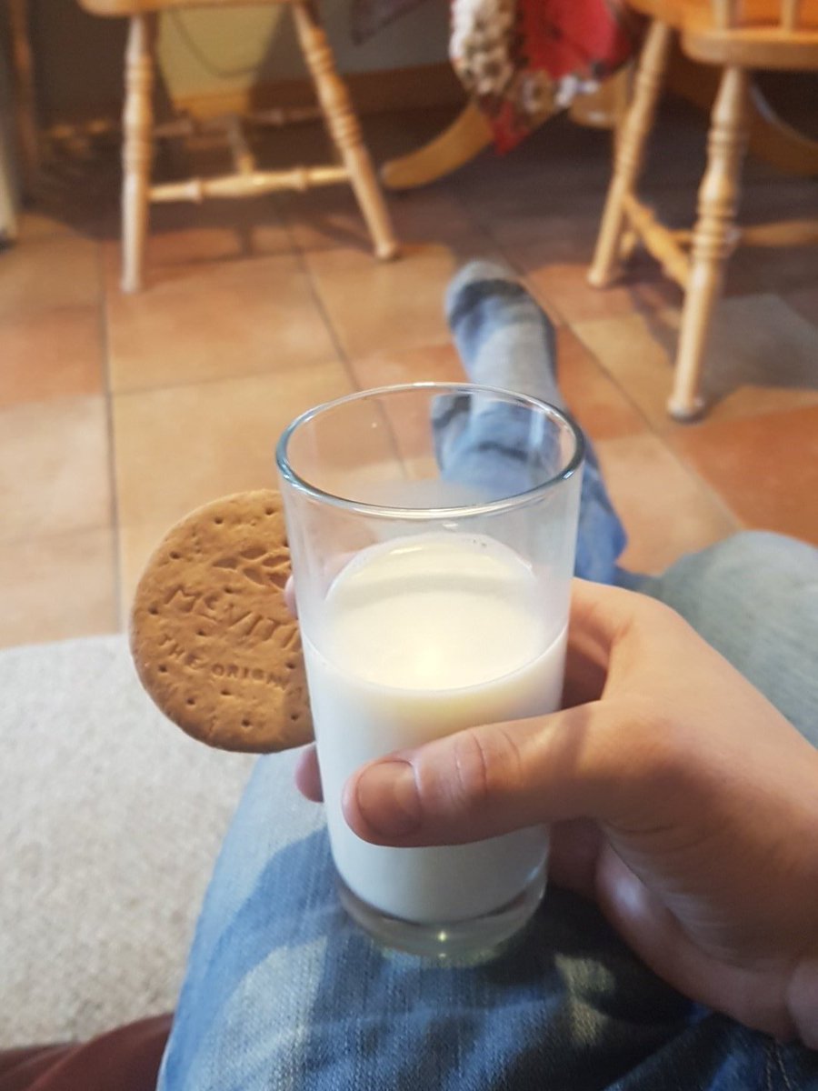 Aaron Brown tweet media