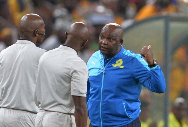 mehlulisizwe's tweet photo. "Referee is that the 1st team ye Chiefs or reserves ,if we beat them they should not complain about the new coach" Pitso Mosimane #ChiefsvsDowns https://t.co/d36XzoRzru