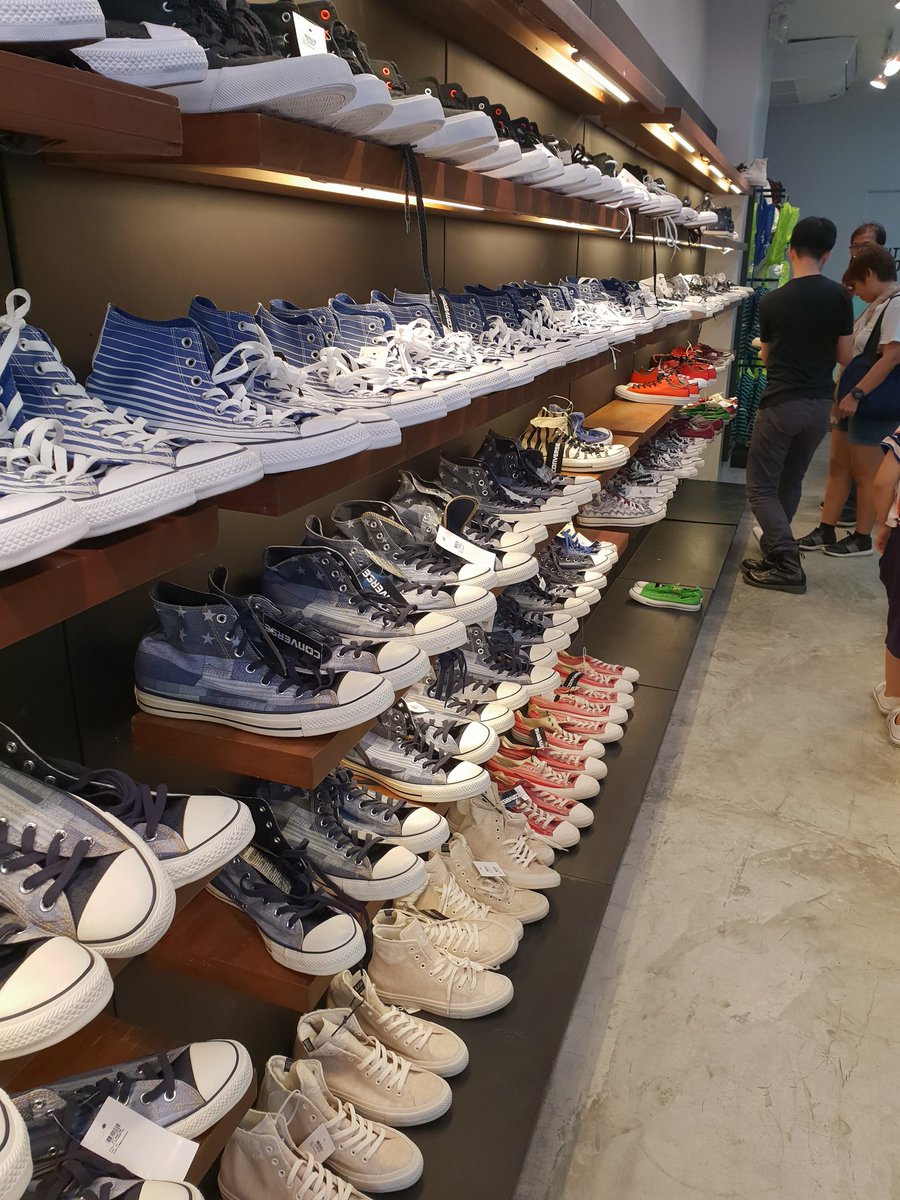 converse fashion outlets