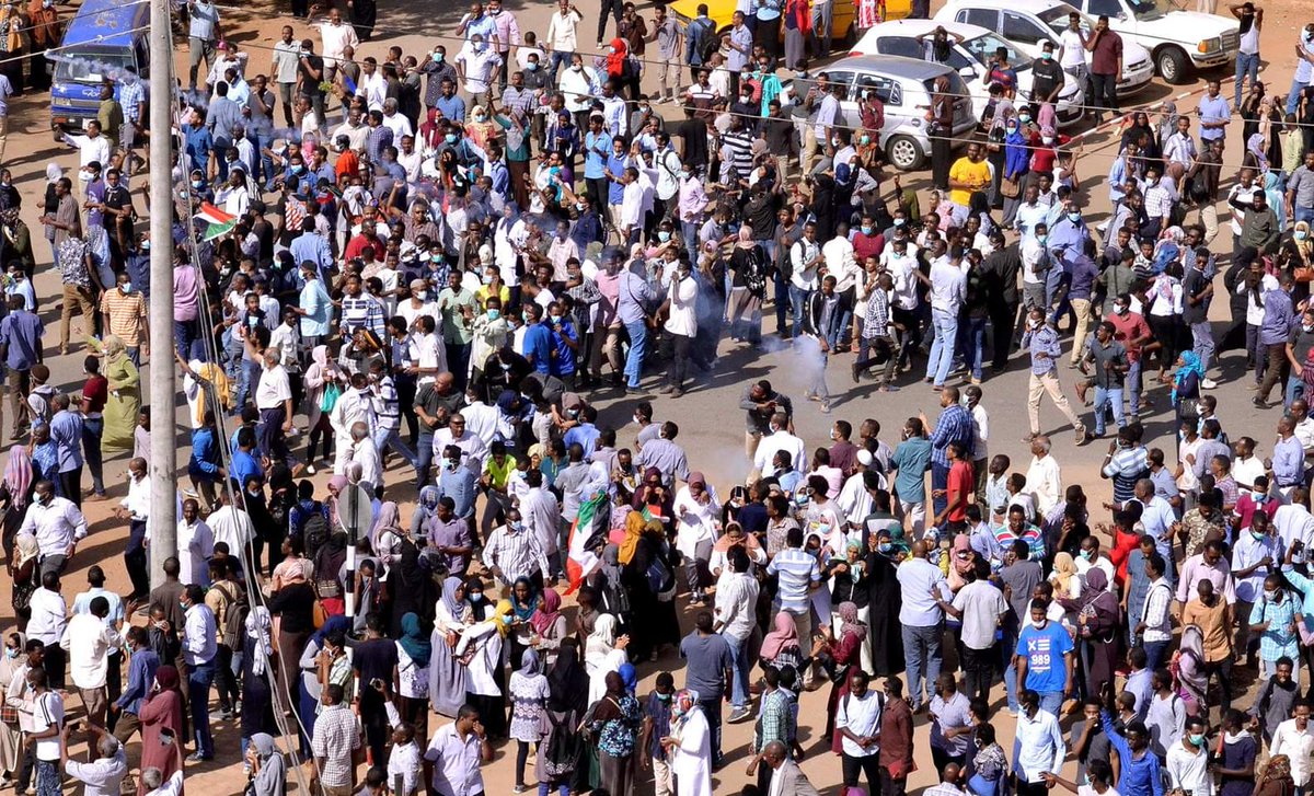 mrberair's tweet photo. January 2019 .. A huge crack down on oppsition political activists in #Sudan and thousands unlawfully arrested without access to humanitarian or legal assistance.

#SudanUprising 

@UNHumanright 
@ReutersAfrica 
@mabdulhamidBBC 
@cnni https://t.co/vA0oz0CpyP