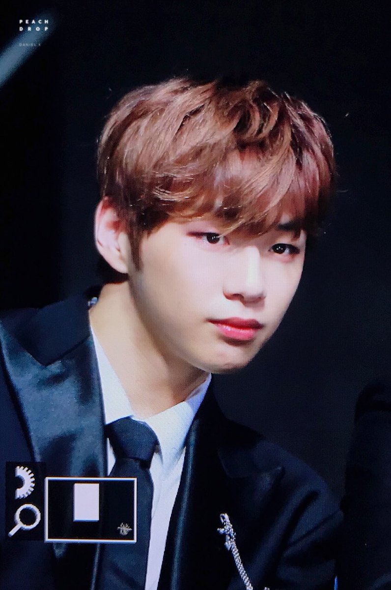 peachdrop1210's tweet photo. 190105

#강다니엘 #KangDaniel https://t.co/Vm4aZqM9dc