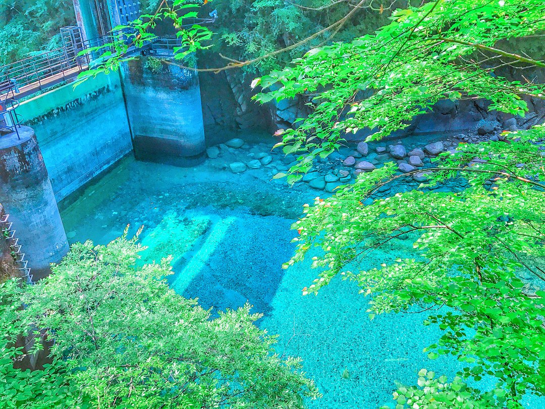 Superbview_wrd's tweet photo. 透き通る青の池『ユーシン渓谷』

Place：神奈川 ★★ https://t.co/TJz1o4VP2q