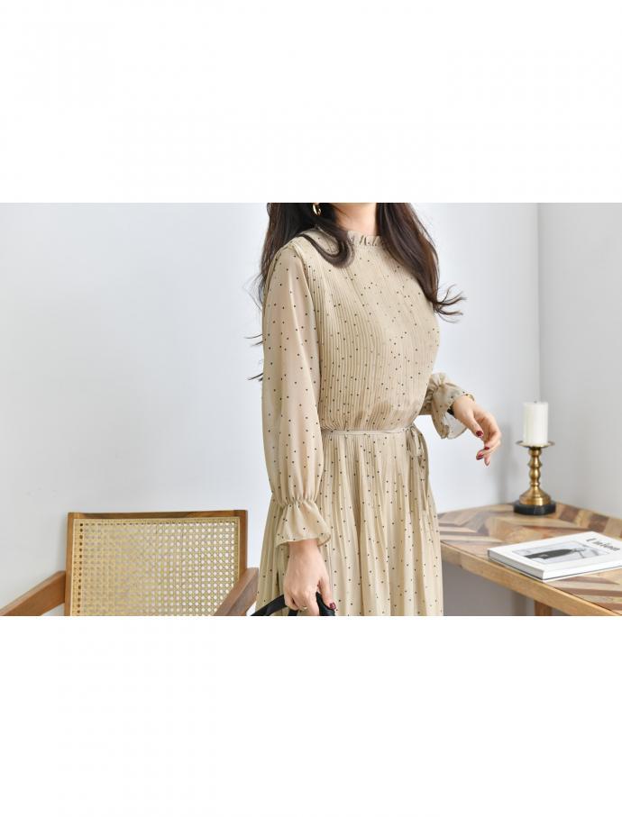 SPDH_Collection's tweet image. Dotted Dress

👉 bit.ly/2Ttlup1

#koreanfashion #koreanstyle #koreantrend #koreanbeauty #kstyle #kfashion #fashion #fashionstyle #koreanmakeup #spdh #韓版 #韓風 #韓國美學