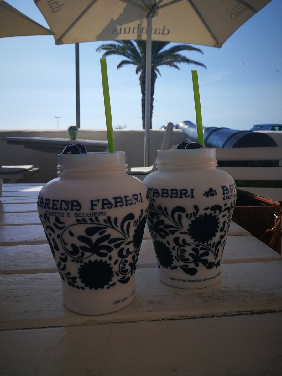 cheekylilo's tweet photo. #melkbosstrand #capetown #SaturdayMotivation #coctails #beechvibes https://t.co/YTQmBczuvh