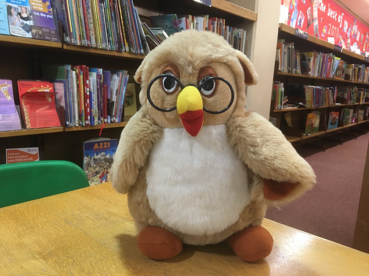 DerbyshireLibs's tweet photo. We wanted to share a bird-related story with you on #NationalBirdDay
This morning, a colleague was tidying the shelves in the children’s area of Chesterfield Library, when she noticed a visitor.
‘Welcome!’ she said, for she couldn't turn away an avian visitor on such a day. https://t.co/WcQTdXPlFv