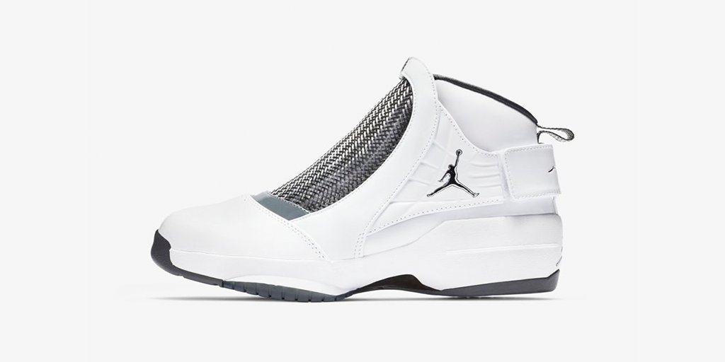 nearest nike shoe store