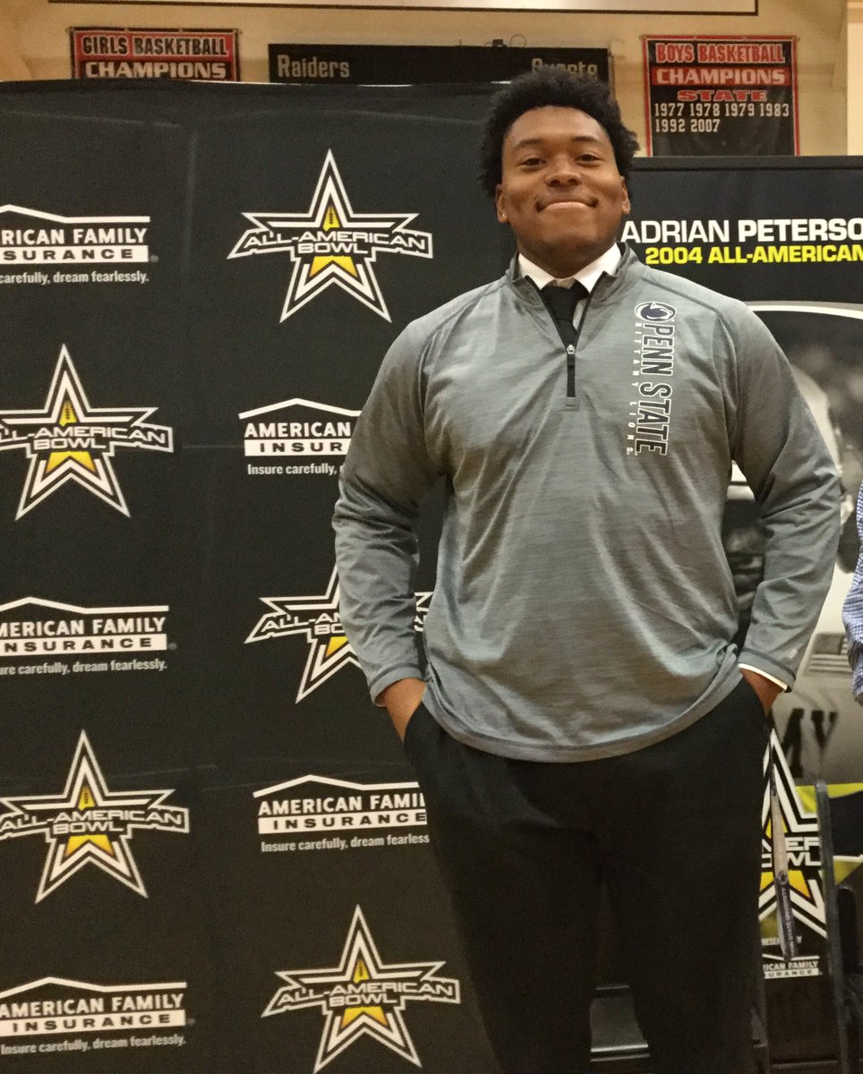 Hun_Athletics's tweet photo. Todayβs the big day for @caedanw! Tune in to NBC at 1pm ET to watch # 7οΈβ£3οΈβ£ in @19AllAmerican Bowl in San Antonio, TX! #aHaPride https://t.co/LhWCGYJMIA
