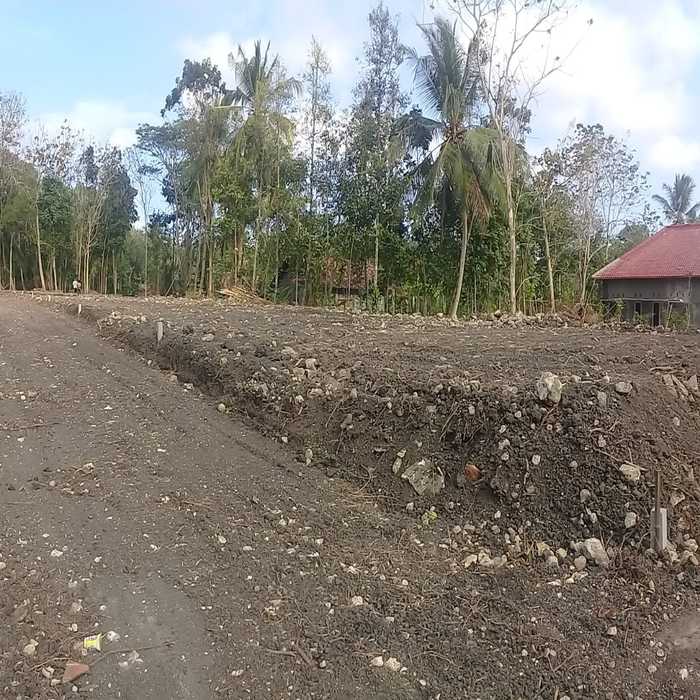 kans_property's tweet photo. Kavling Pusat Kota, Taman Humira 2, Wates Kulon Progo

Kulonprogo Sunrise Investasi lantaran NYIA, Beli Sekarang beroleh harga murah. Tahun Depan tanah anda naik 60%, mari bergegas.

Hubungi:
Ayu 0812 7300 8714 (WA &amp; Telpon)

#agenproperti #kulonprogo #nyia #bandarabaru #jogja https://t.co/hiKeaYCU3X