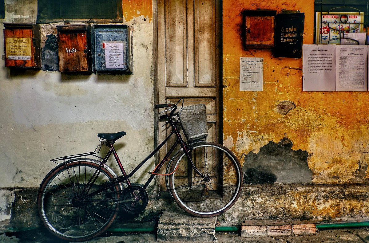 traveldii_vn's tweet photo. Hanoi's the capital of #vietnam with thousand years of #culture and #History. #Hanoi's famous with its picturesque #oldquarters, the home of #Pho &amp; the best #eggcoffee in the world and colourful #streetculture, #locals. 
Hanoi: the cradle of heritage – #CNN. #traveldii_vn #Tours https://t.co/5rn7m85JgG