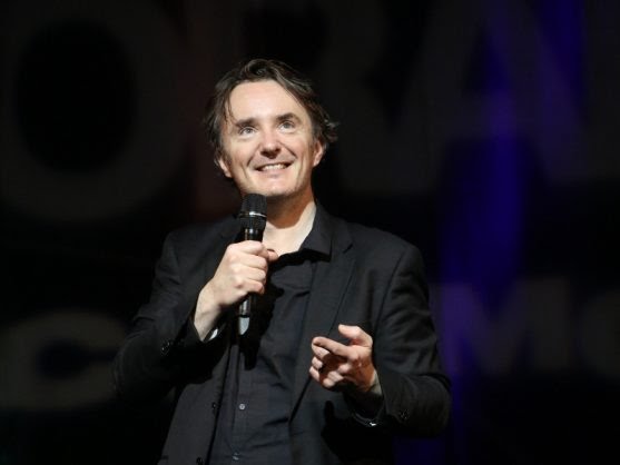 (с.) Andy Hollingworth

#DylanMoran