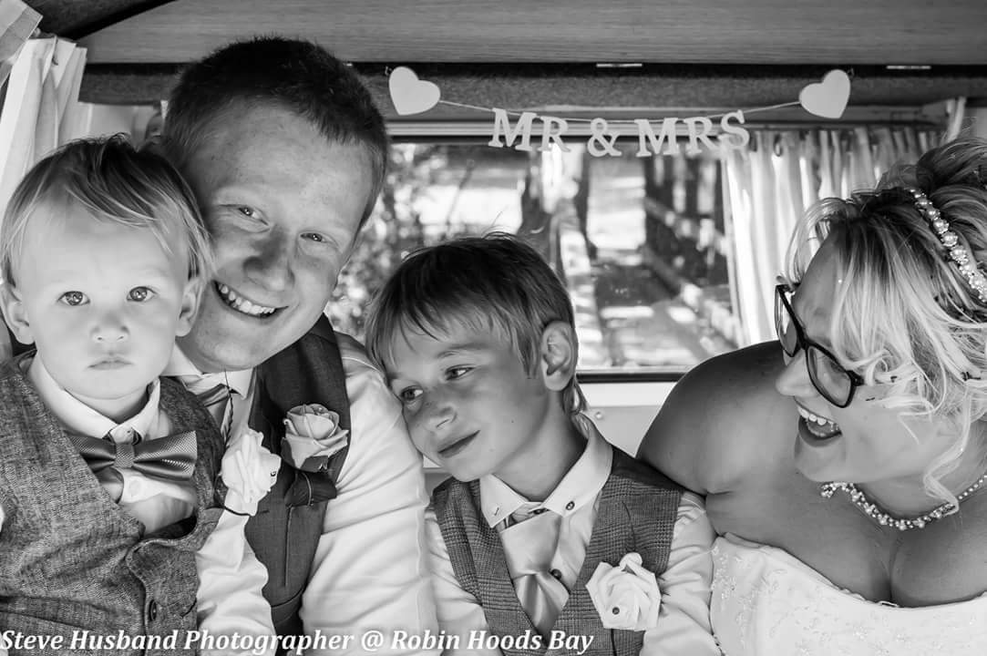 forevertohold's tweet photo. Dreams really do come true all you have to do is believe.... How I started my multi award winning business from a proposal @MyWeddingMag @Kissthebridemag @idomagazine @bellebridalmag @OK_Magazine #bride #bouquet #business https://t.co/CZrxMXPwY7