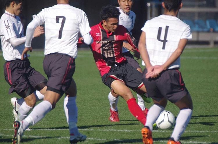 矢板中央サッカー部引退しました。

辛い事もたくさんあったけどみんなと過ごした3年間は一生の思い出です。
高校サッカー最高でした。
応援ありがとうございました！
