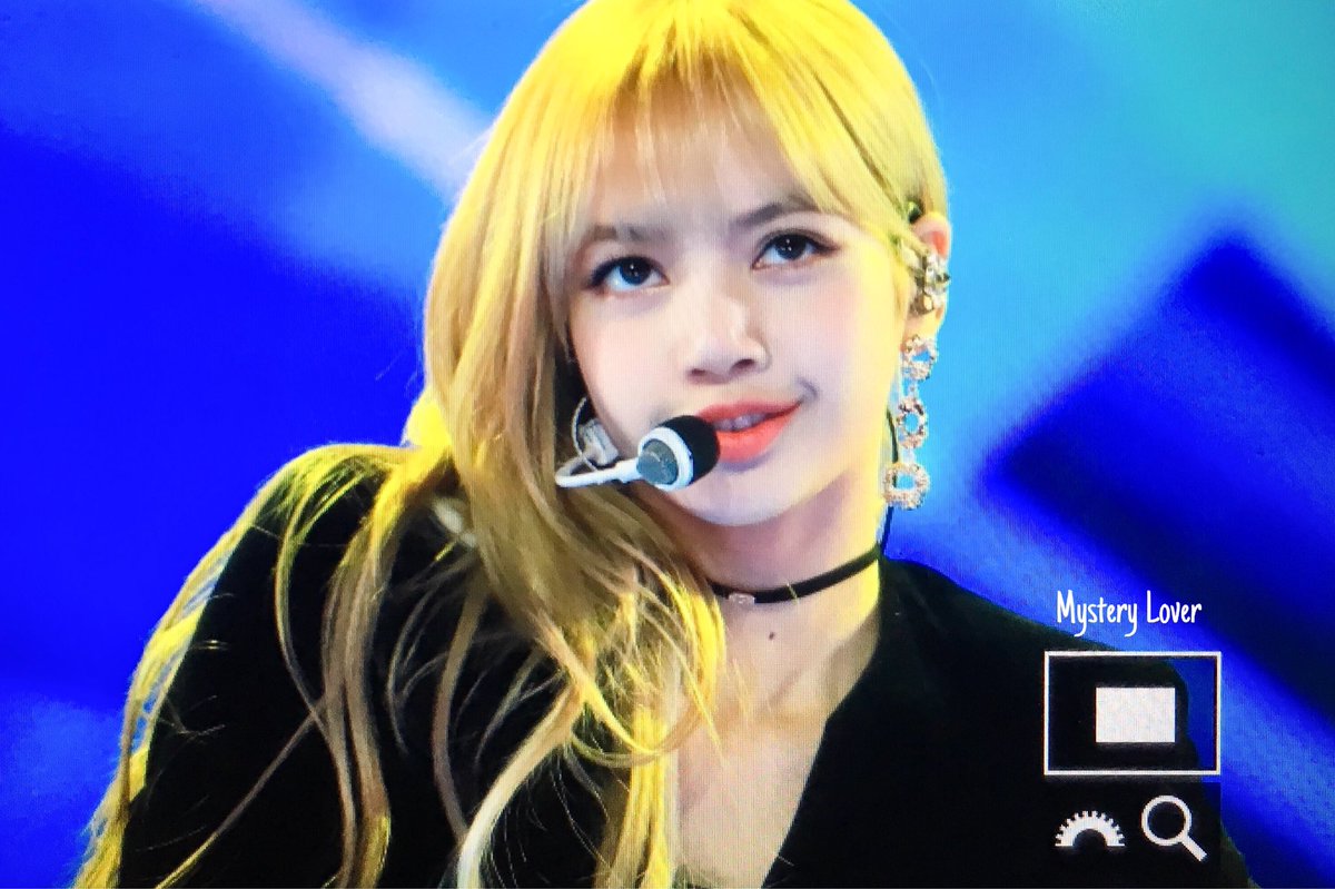 < Preview > 190105 골든디스크

#블랙핑크 #BLACKPINK #리사 #LISA