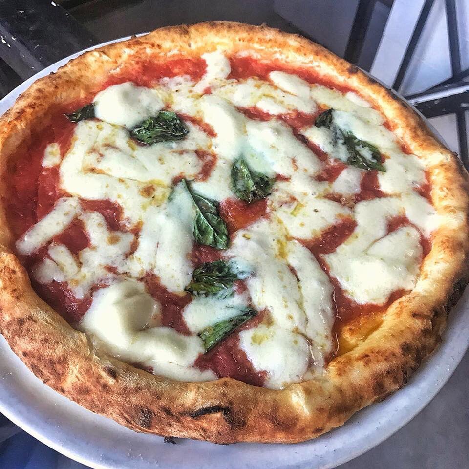 binarideltram's tweet photo. L’impasto SENZA GLUTINE per #Celiaci lo faccio io, venitelo ad assaggiare, fermatevi #SuiBinariDelTram 🤩🤩 https://t.co/JdN5XCdFhO