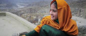 Watched @DukhtarTheFilm by @AfiaNathaniel

A courageous mother's dreams for her daughter amidst delightful mountain passes, parables, life-affirming conversation, designer truck, and soulful music. A great watch.
#motherdaughter #feministfilm

netflix.com/title/80114155…