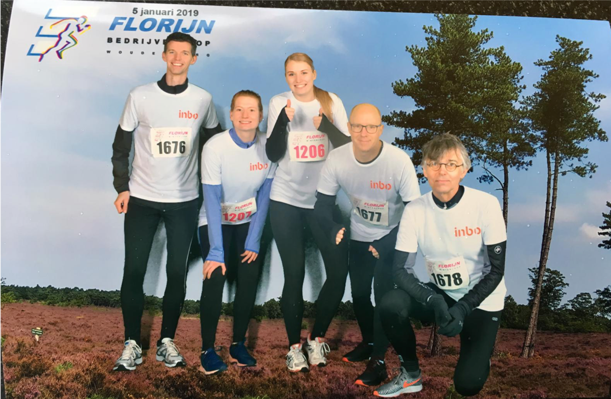 FlorijnLoop's tweet image. Natuurlijk iedere loper en/of team op de foto. Mede mogelijk gemaakt door De Kiekjesbus