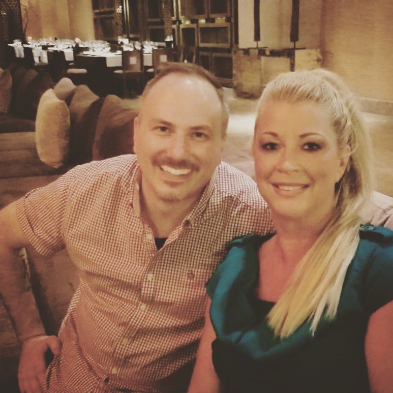 JoshuaHarrell's tweet photo. I get work with the coolest people on the planet. ๐ฅ Flashback to Mexico 2018 ๐ฒ๐ฝ. Me and Jenifer just before eating a Thai fusion meal that was out of this world. @worldviagroup @tqagents #worldviame #worldvialife https://t.co/DLG4tHUFzl