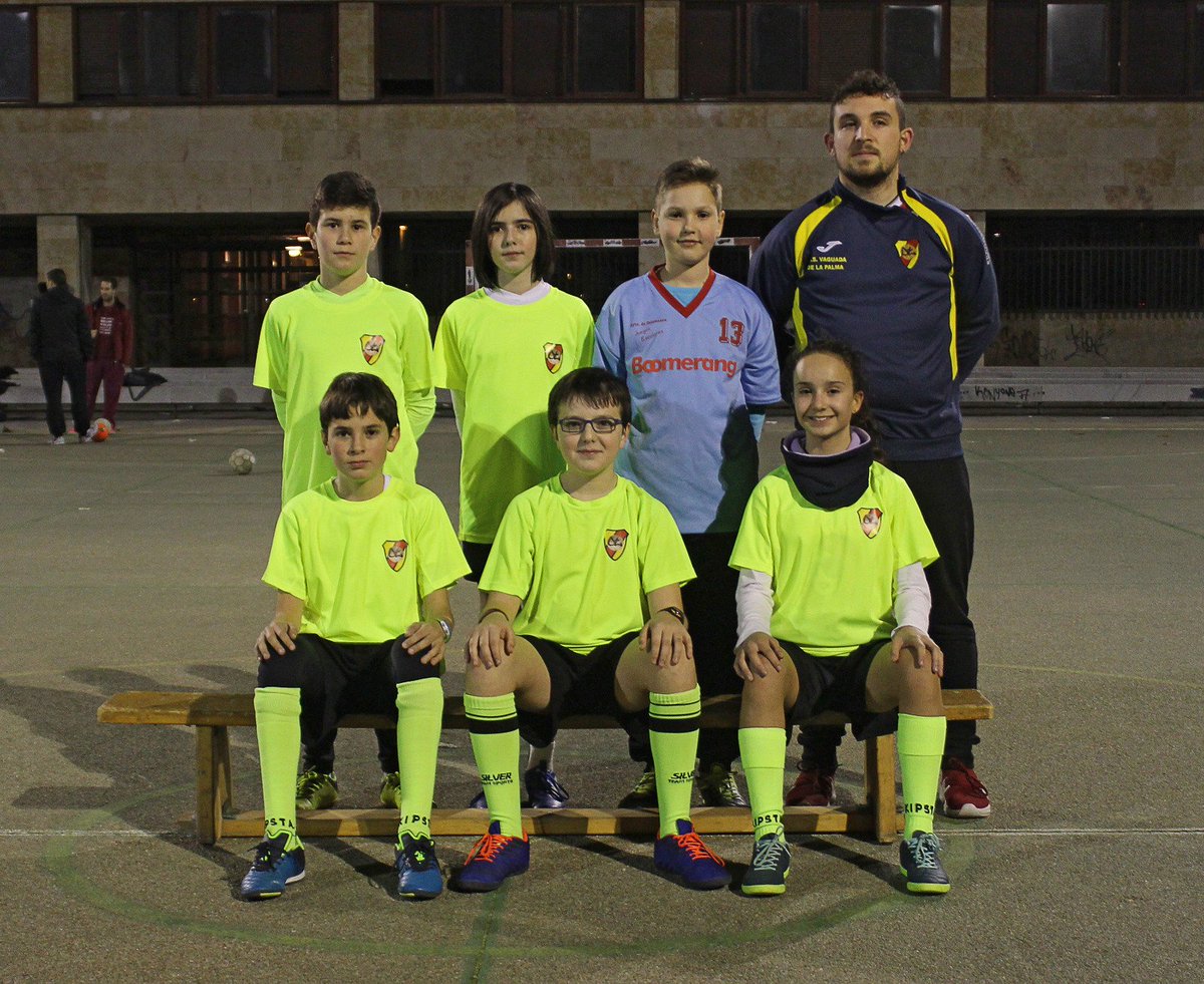 Equipo infantil mixto. Los mas pequeños, pero con la ilusion mas grande.
