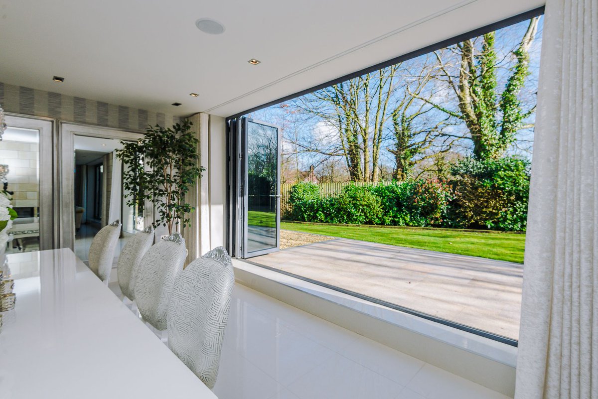 tuffx_glass's tweet photo. Our heated glass bi-folding doors use the latest technology to heat your home. Manufactured of toughened safety Glass, our Bi-folding Door frames are made of marine quality powder coated aluminium. #glassdoors #glassinstallation #glassinstallations #houseglass #glasswindowview https://t.co/1kfdA24cpA