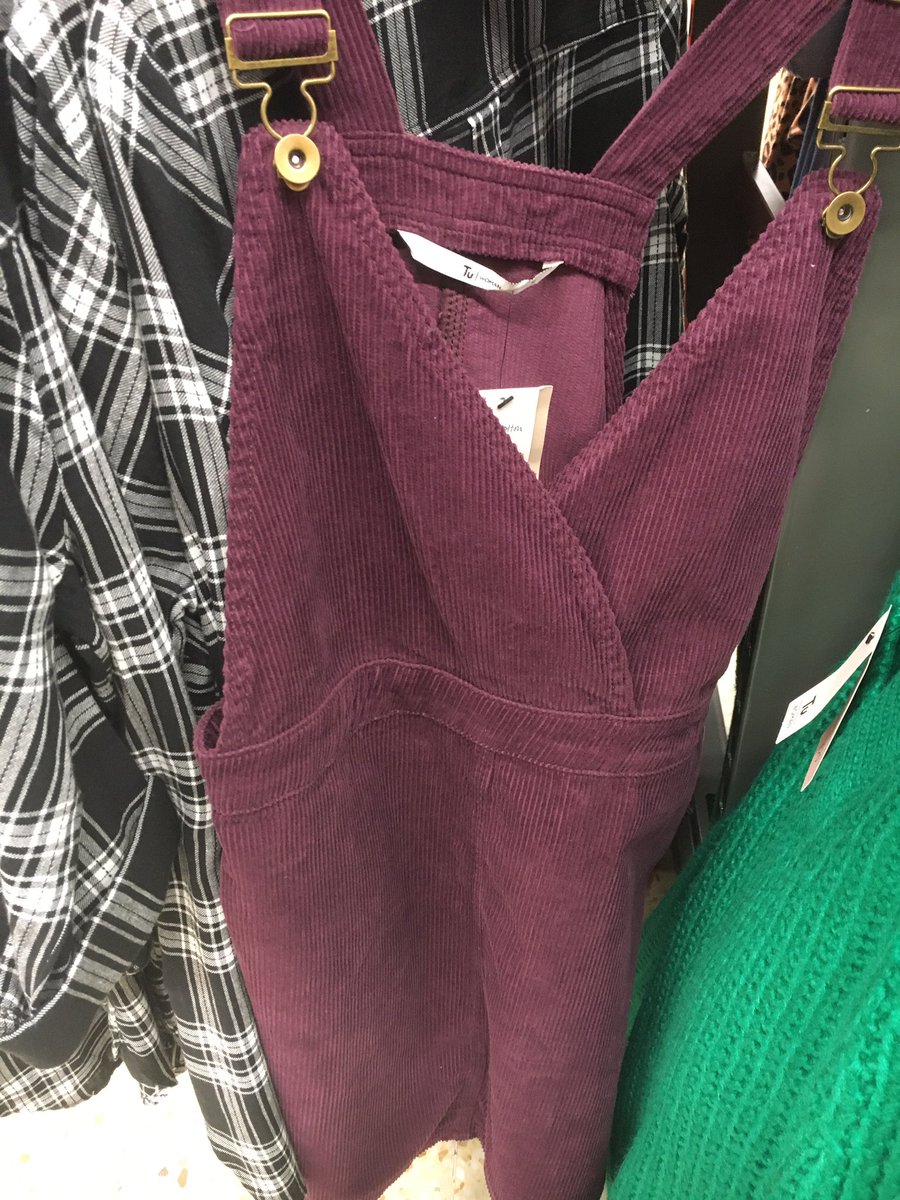 SuziAngel's tweet image. Does anyone I know live near a Sainsbury’s that sells this particular pinafore dress? @IdaD0wn Do you know anyone that might?