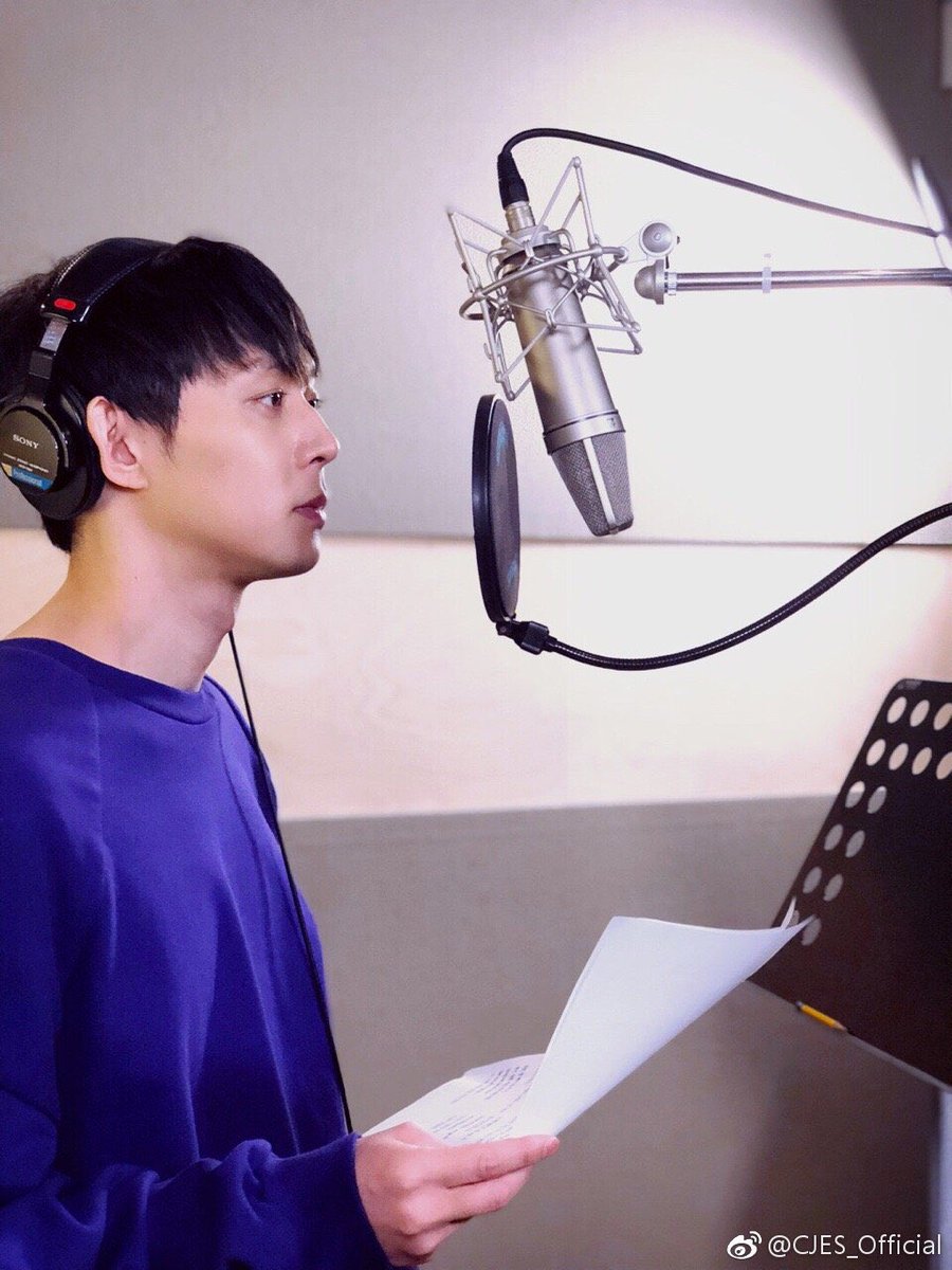 Sallylin_6002's tweet photo. #朴有天 翻唱李荣浩「年少有为」花絮照
向大家公开有天翻唱录音室的花絮照!❤️🎁🤩🎤
周末我们也一起复习一下有天的“年少有为”吧!
点击链接▶️ https://t.co/wG8Hb7cC6c
#Yuchu in Studio.When he was recording <If I were young >
F CJES weibo
#박유천 https://t.co/NwMAPOZ7dT