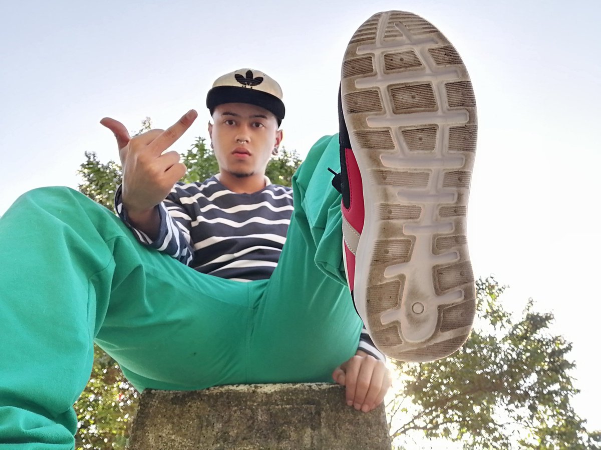 CASHGODJAKE's tweet photo. fags should live under my fag kiss my soles and get clean it now come for me pigs and pleasure my stinky feet size 10
#footmaster #FootHumiliation #footfetish #findom #socktease #teensocks #youngermaster #CASHGOD https://t.co/F2PvBHP5So