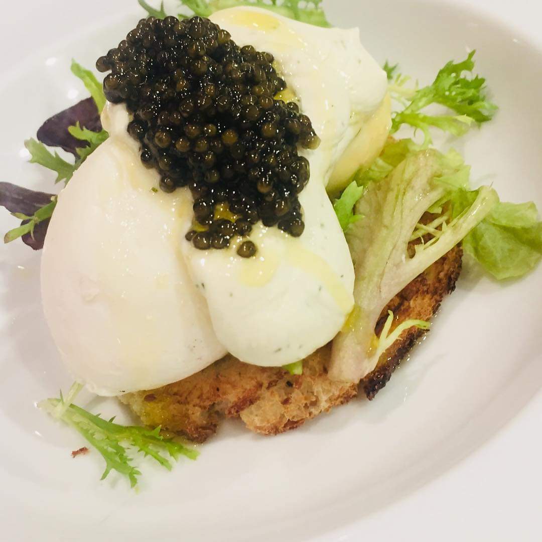 Chef_RM's tweet image. Poached eggs with creme fraiche, sunflower bread toast and Caviar

#robertomaurizio #santambroeus #italianchef #greatitalianchefs #foodporn #palmbeach #palmbeachfoodie #foodblogger #followme #chefofpalmbeach #eggs #poachedeggs #cremefraiche #caviar @Sant_Ambroeus