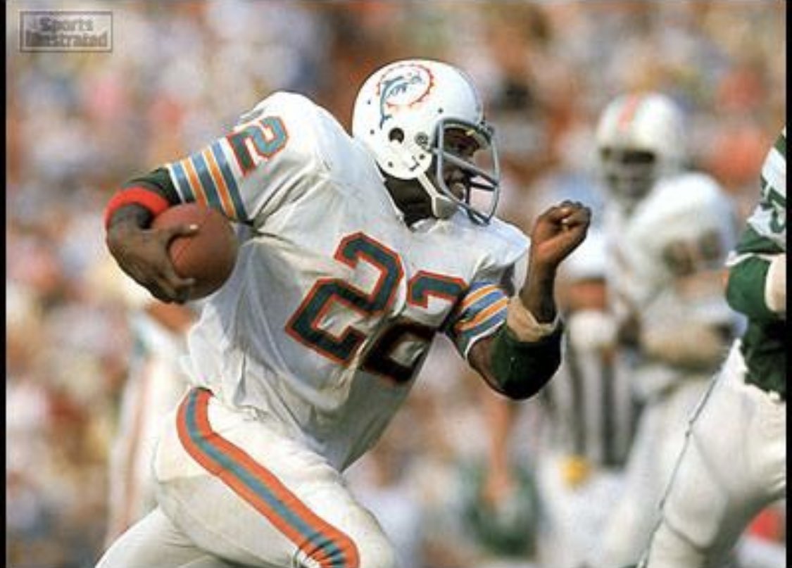 Happy 72nd birthday to Mercury Morris, excellent offensive player on the 1972 undefeated  team! 