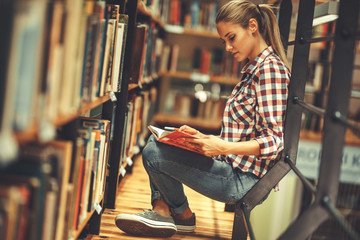 mymoneycoach_ca's tweet photo. Are you a #student, #entrepreneur or depend on #seasonal income or #commission? Here are 3 #strategies to #budget for irregular income https://t.co/ueCvXKUEby
.
#WeekendVibes #PersonalFinance #FinLit #Finance #Money #Debt #Savings #DebtFree #Credit #Goals #IrregularIncome https://t.co/XuvSfTd0JG