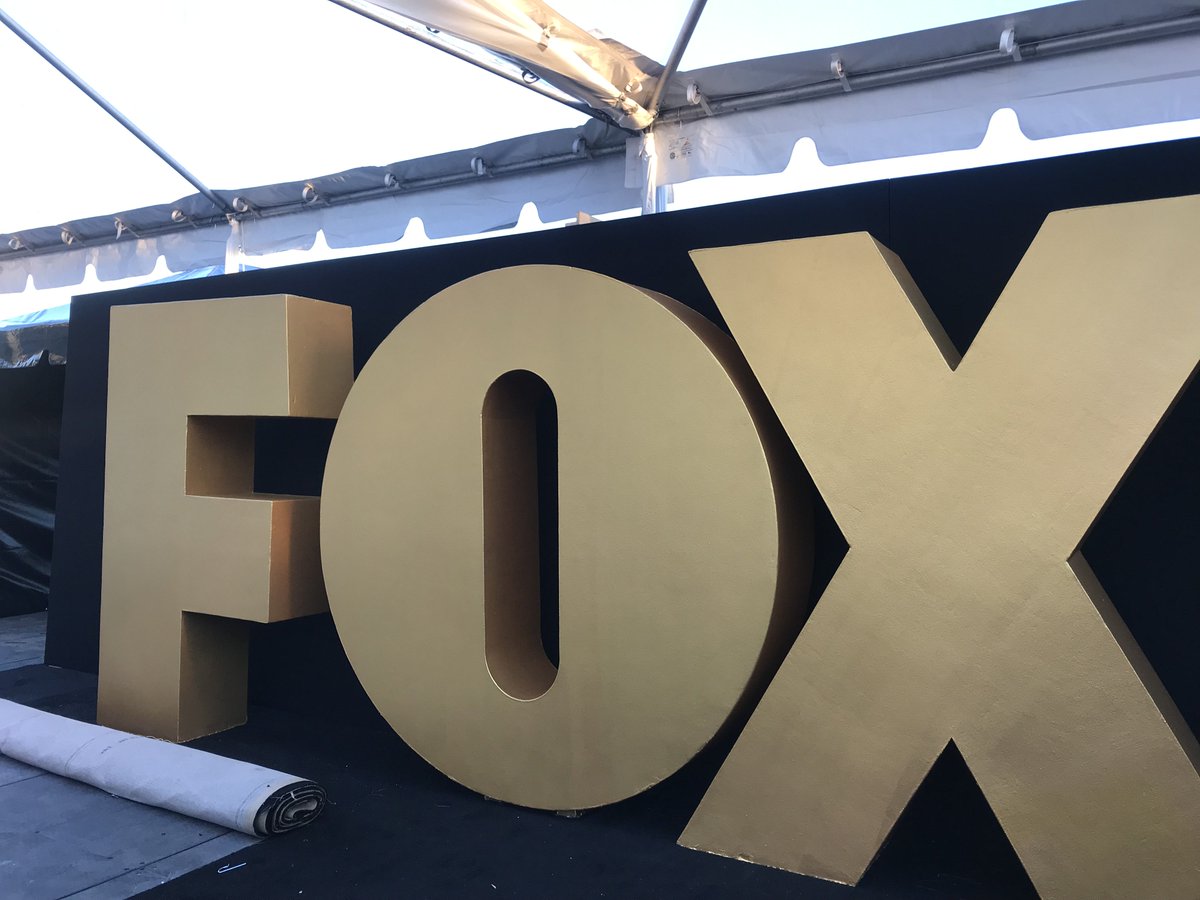 socaltentevent's tweet photo. A sneak peak into Fox's Golden Globe after party that will be held tomorrow! The #SoCalTents event structure will house Fox's exclusive party the night of the awards show. 

#Fox #GoldenGlobes #afterparty #FoxGoldenGlobes #hollywoodevent #hollywoodparty #eventstructure https://t.co/3DgC0UFNvA