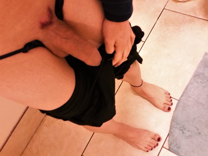 New Haircut 😋 https://t.co/3bF1ncHiMq<a href="/tag/lingerie"class="tags"><span>#lingerie</span></a><a href="/tag/tattoos"class="tags"><span>#tattoos</span></a><a href="/tag/masturbation"class="tags"><span>#masturbation</span></a><a href="/tag/solo"class="tags"><span>#solo</span></a><a href="/tag/amate"class="tags"><span>#amate</span></a>