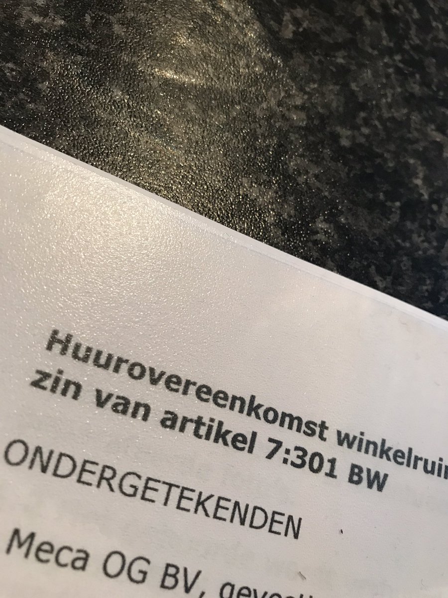DeKalefater's tweet photo. Wachten op het Ja-woord van de @Gem_Terneuzen. #barista #lounge #infotheek #cannawijzer #highlife #cbd #cannabis #2019 #terneuzen https://t.co/RdwY25WXfu