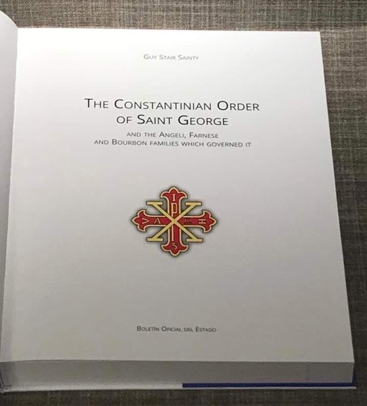 heraldique_fr's tweet image. The Constantinian Order of Saint George, Guy Stair Sainty, 2018, Boletin Oficial del Estado tienda.boe.es/detail.html?id… #SMOCSG #ConstantinianOrder