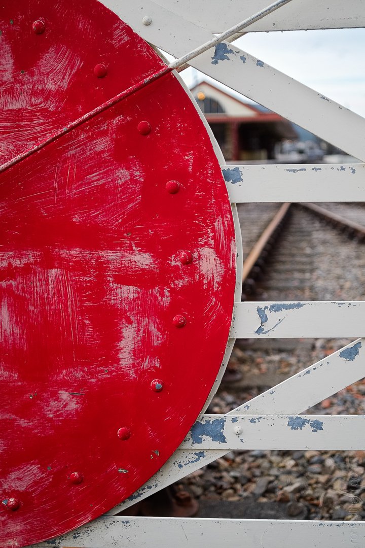 Upstairs_HRI's tweet photo. 'PHOTO-GRAPHICS', an Exhibition of work by Photographer, Ronald Thain, cleverly captures texture &amp; shape, two-dimensional form, chromatic &amp; tonal structure. A clear enthusiasm for the photographic process! @Upstairs_HRI until 1st Feb.  https://t.co/WNbs4RAcq8 @idreamedof https://t.co/YzcKzkxp69
