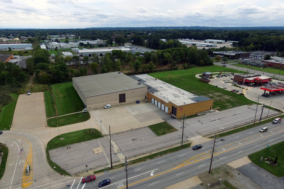 Cresco_RE's tweet photo. Two large industrial units available at 5757 W.130th Street in Parma, OH. Contact @GeorgePofok, @Ekijewski and @PDRealEstate for more details. @Cresco_RE
Brochure: https://t.co/tGqVcMUHmw
Website:  https://t.co/wHXY6vcYoC https://t.co/aTCFVZ7Hye