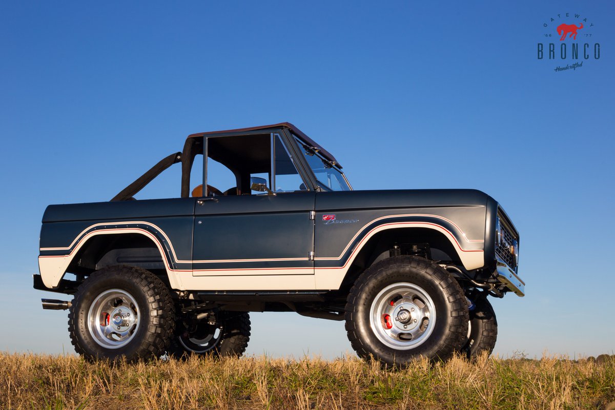 Chicago Tribune Cars (@chitribauto) on Twitter photo This is a Ford Bronco Fuelie, restored by <a href="/GatewayBronco/">Gateway Bronco</a>. It comes with a modern powertrain(5-speed manual, fuel-injected 347 Stroker crate engine) in a legendary package. They don't make 'em like they used to until now. trib.in/2AyavUf This is a Ford Bronco Fuelie, restored by <a href="/GatewayBronco/">Gateway Bronco</a>. It comes with a modern powertrain(5-speed manual, fuel-injected 347 Stroker crate engine) in a legendary package. They don't make 'em like they used to until now. trib.in/2AyavUf