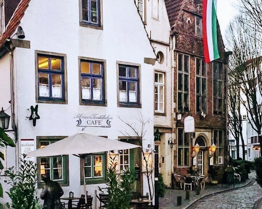 AUCarquitectura's tweet photo. Bremen, Deutschland
#AUCarquitectura
.
#architektur #arquitectura #architecture #streetphotography #streetview #cafe #coffeetime #coffee #bremenliebe #Deutschland #bremengram #city #house #haus https://t.co/CsSUsCdcAE